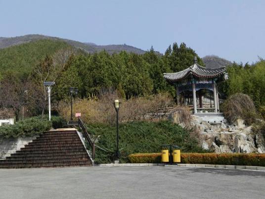 圣泉山公园