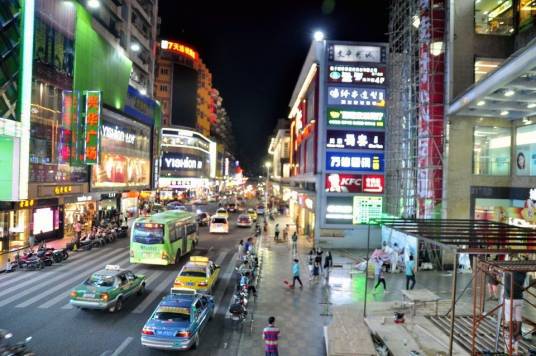 东城街道（广东省清远市清城区辖街道）